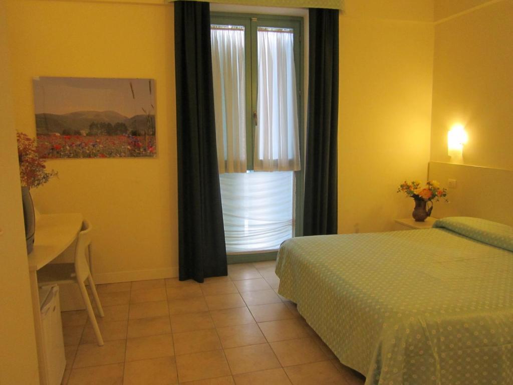 Lieta Sosta Hotel Colfiorito Room photo