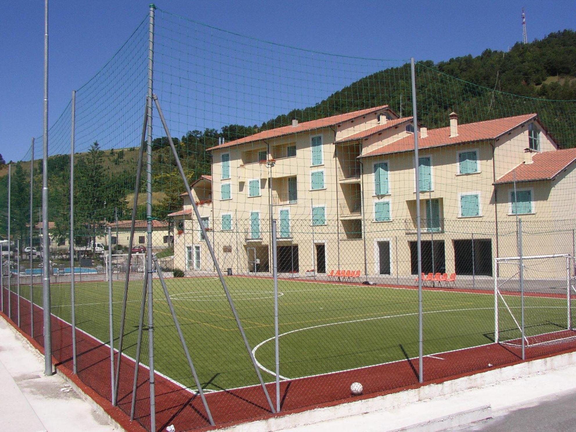Lieta Sosta Hotel Colfiorito Exterior photo